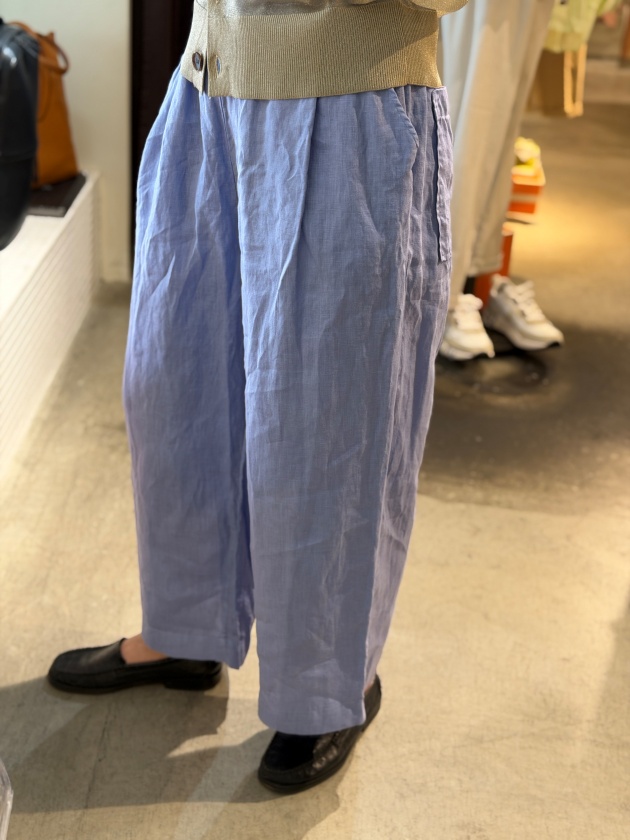 �yMANON�z�}�m���@���l���c�[�^�b�N�C�[�W�[�p���c LINEN TWO TUCK EASY PANTS