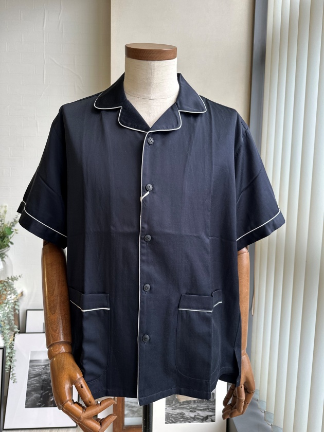 【MANUAL ALPHABET】スリーピングサテンシャツ