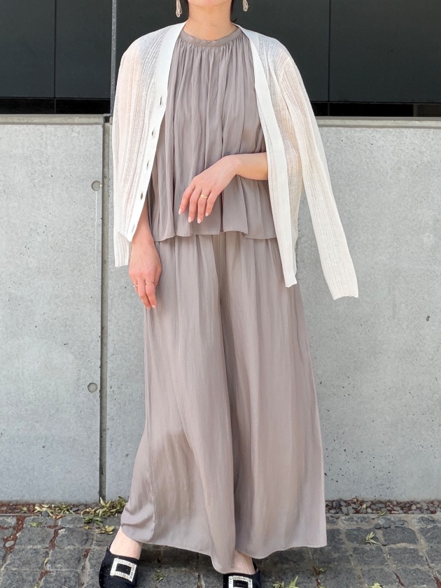 再入荷【Torrazzo donna】リネン混Vネックカーディガン
